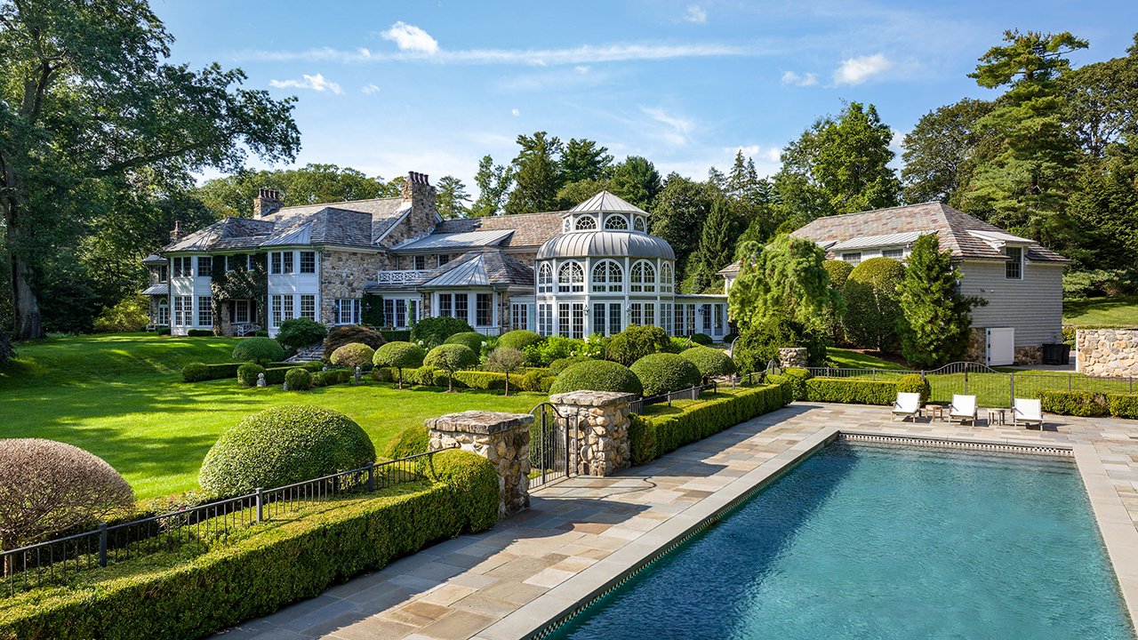 Mary Tyler Moore’s $16.9 million Greenwich mansion still seeks buyer