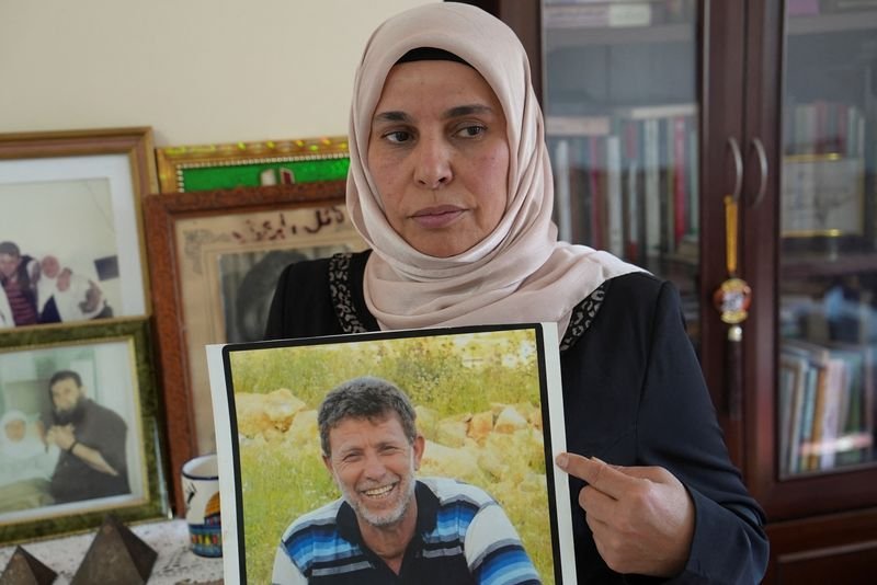 Longest serving Palestinian inmate among prisoners to be deported under swap