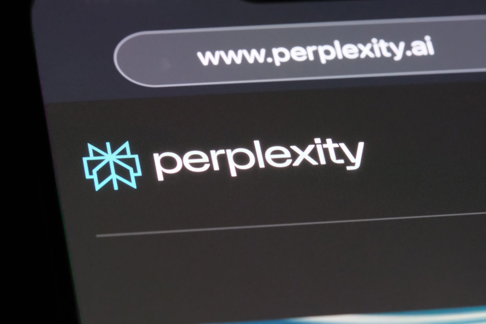 Perplexity acquires LinkedIns competitor