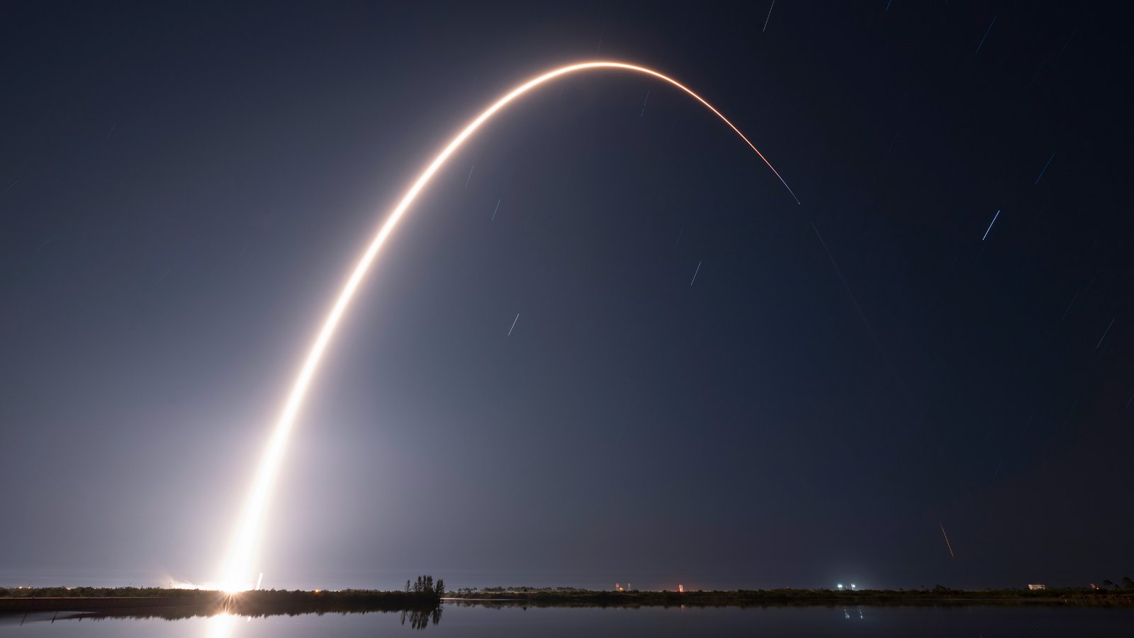 SpaceX launching 21 Starlink satellites early Jan 21 on 1st