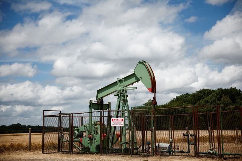 Oil little changed as market shrugs off China tariffs but