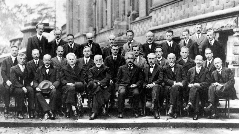 Quantum mechanics was born 100 years ago Physicists are celebrating