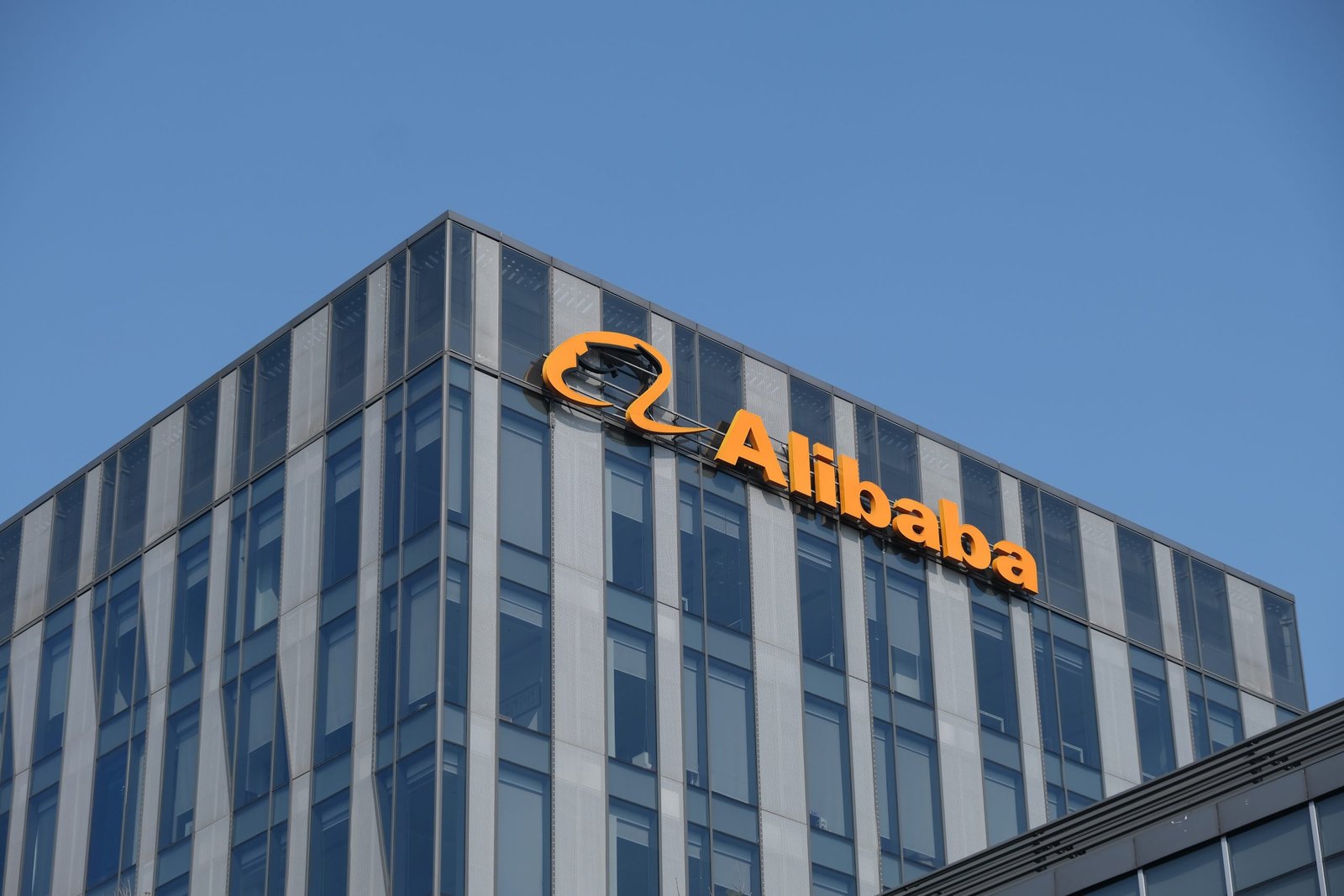 Alibaba launches new AI assistant app Quark