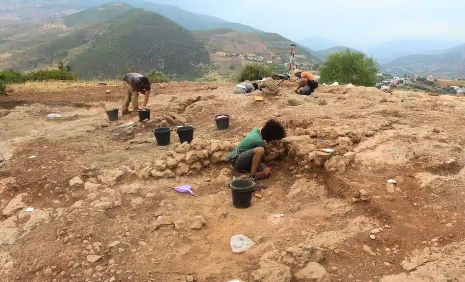 Archaeologists Uncover a Forgotten Civilization