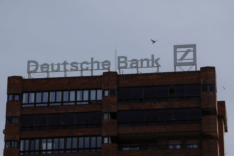 Deutsche Bank sees 2025 revenue gains at all four main