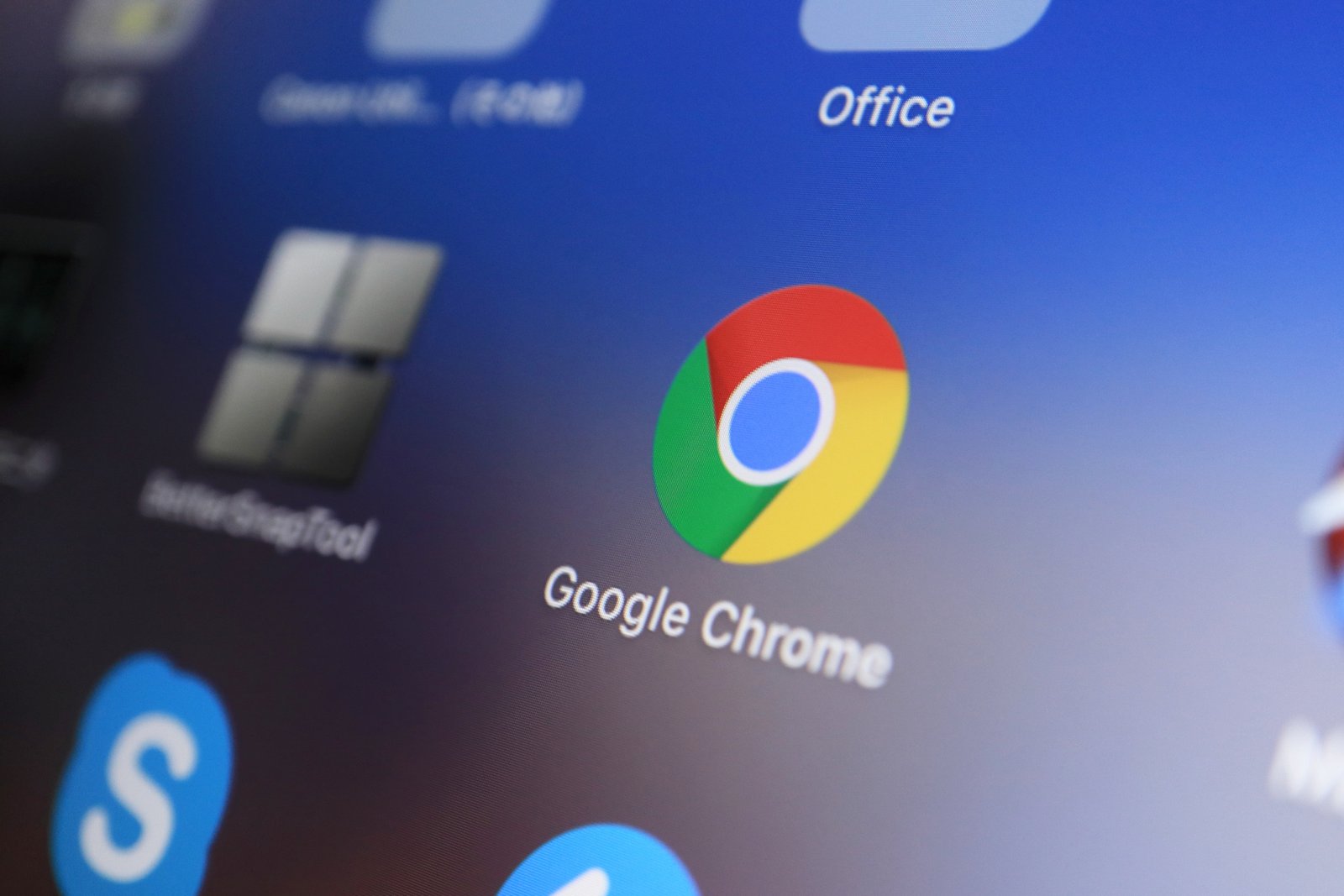 In wake of scandal Google clamps down on Chrome shopping