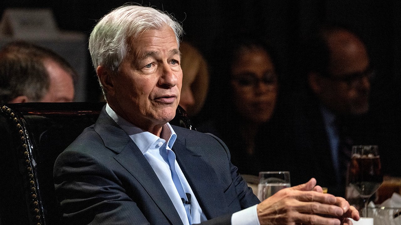 JPMorgan CEO Jamie Dimon says remote work doesnt work in