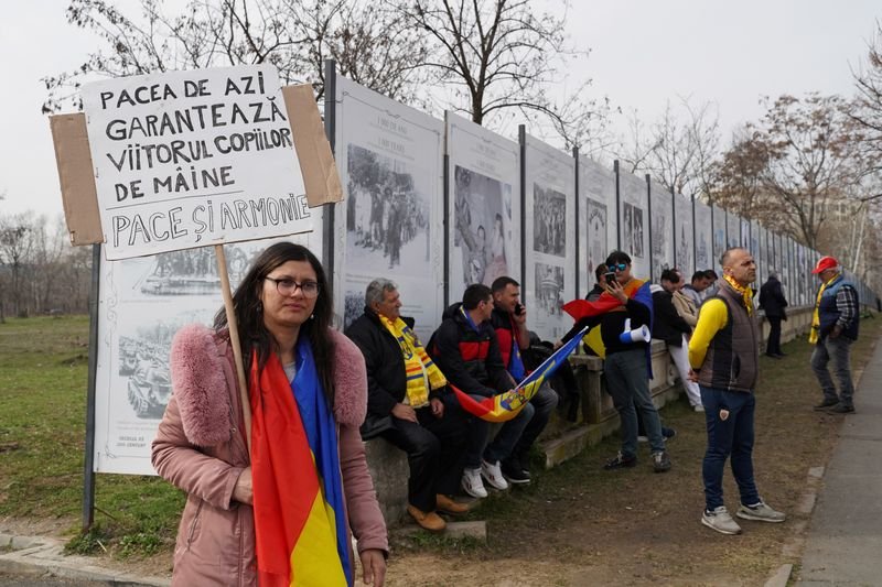 Some Romanian voters see no alternative to barred far-right candidate