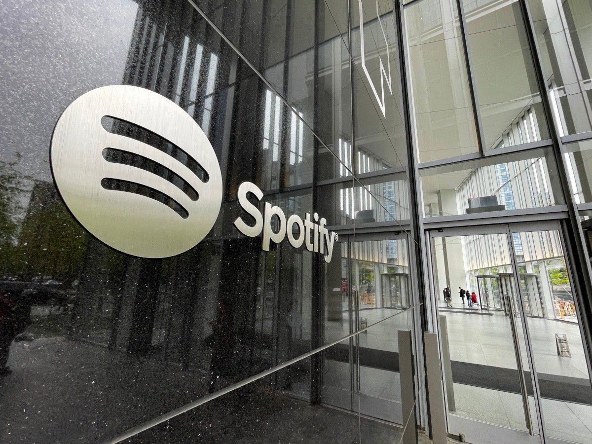 Spotify paid out 10bn in 2024 but many artists didnt