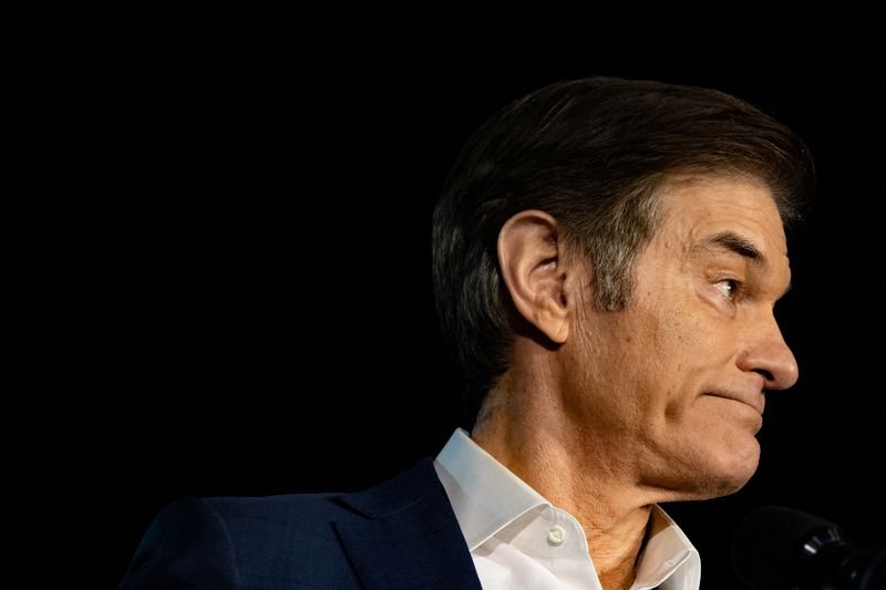 US Senator Warren demands Medicare nominee Dr Oz sever industry