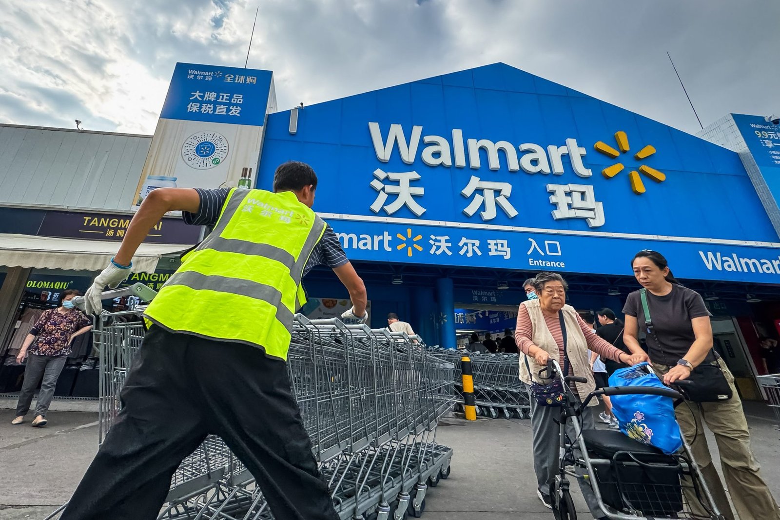 Walmarts answer to tariffs was to pressure Chinese suppliers to